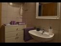 Apartmány Frama - 3 apartments: A1 Maslina (2), A2 More (2+2), A3 Lavanda (2+2) Bol - Ostrov Brač  - Apartmán - A3 Lavanda (2+2): kúpelňa s toaletou