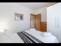 Apartmány Azure Sea A1(2+2) Záliv Makarac (Milna) - Ostrov Brač  - Apartmán - A1(2+2): spálňa