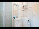 Apartmány Annie - sea view : A1(3), A2(3), A3(4) Postira - Ostrov Brač  - Apartmán - A3(4): kúpelňa s toaletou