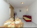 Apartmány Silvana - economy apartments : A1(4), A3(2+1), A2(2) Supetar - Ostrov Brač  - Apartmán - A1(4): obývačka