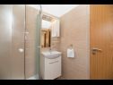 Apartmány Stone garden - cosy and comfy : A1(4), A2(2) Supetar - Ostrov Brač  - Apartmán - A2(2): kúpelňa s toaletou