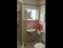 Dovolenkovy dom Filip - comfortable: H(6+2) Okrug Gornji - Ostrov Čiovo  - Chorvátsko  - H(6+2): kúpelňa s toaletou