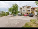 Apartmány Teresa - great location & parking: A1(4) Sali - Ostrov Dugi otok  - parkovisko