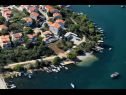 Apartmány Mondina - sea view and garden: A1(4), A2(3+1), SA3(2) Banjole - Istria  - pláž
