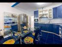 Apartmány Mila - in blue: A1(4+2), A2(5+1), A3(4+2) Banjole - Istria  - Apartmán - A2(5+1): kuhyňa a jedáleň