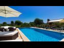 Dovolenkovy dom Kova - private pool: H(8+2) Ližnjan - Istria  - Chorvátsko  - bazén