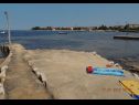 Apartmány Niv - 100 m from beach: 1 - B1(4+1), 2 - A1(2+1) Umag - Istria  - pláž
