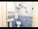 Apartmány Niks - terrace & sea view: A1(4), A2(2) Vela Luka - Ostrov Korčula  - Apartmán - A2(2): kúpelňa s toaletou