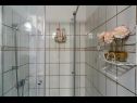 Dovolenkovy dom Ingrid - retro deluxe: H(5+2) Rijeka - Kvarner  - Chorvátsko  - H(5+2): kúpelňa s toaletou