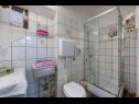 Dovolenkovy dom Ingrid - retro deluxe: H(5+2) Rijeka - Kvarner  - Chorvátsko  - H(5+2): kúpelňa s toaletou