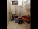 Apartmány Ivan - 50 m from sea : A1 Danijela (4+1), A2 Lara (2) Mali Lošinj - Ostrov Lošinj  - Apartmán - A1 Danijela (4+1): kúpelňa s toaletou