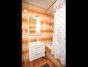 Apartmány Anđelko - air conditioning: A1(6+2), A2(6+2) Baška Voda - Riviéra Makarska  - Apartmán - A2(6+2): kúpelňa s toaletou