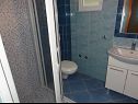 Apartmány VP SA2(2), A3(3), A4(2+3), A5(3), A6(2+2) Stanići - Riviéra Omiš  - Apartmán - A6(2+2): kúpelňa s toaletou