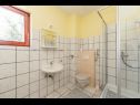 Apartmány Jadra - 28 m from beach: A1(2+2), A2(5), A3(2+3), A4(6) Stara Novalja - Ostrov Pag  - Apartmán - A1(2+2): kúpelňa s toaletou