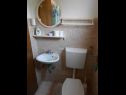 Apartmány Nadica - sea view: A1(2+1), A2(2+1), A4(4) Záliv Kanica (Rogoznica) - Riviéra Šibenik  - Apartmán - A1(2+1): kúpelňa s toaletou