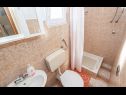 Apartmány Nadica - sea view: A1(2+1), A2(2+1), A4(4) Záliv Kanica (Rogoznica) - Riviéra Šibenik  - Apartmán - A2(2+1): kúpelňa s toaletou