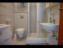 Apartmány Daira - great location A1(2), A2(2), A3(4) Stomorska - Ostrov Šolta  - Apartmán - A2(2): kúpelňa s toaletou
