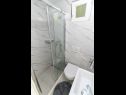 Apartmány Sani - modern: A1(3) Split - Riviéra Split  - Apartmán - A1(3): kúpelňa s toaletou