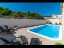 Apartmány Lux 3 - heated pool: A5(4+2), A6(4+2) Marina - Riviéra Trogir  - bazén