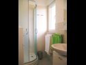 Apartmány Tih - 20 m from sea: A1 Ruzmarin(2+2), A2 Maslina(2+2) Sevid - Riviéra Trogir  - Apartmán - A1 Ruzmarin(2+2): kúpelňa s toaletou