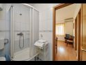 Apartmány Ivanka - 200 m from sea: A1(4) Trogir - Riviéra Trogir  - Apartmán - A1(4): kúpelňa s toaletou
