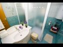 Apartmány Mare - near city center A1 (4+1), A2 (2+1), A3 (2+1) Trogir - Riviéra Trogir  - Apartmán - A2 (2+1): kúpelňa s toaletou