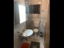Apartmány Ante - perfect sea view: A1(2+2), A2(2+2) Vinišće - Riviéra Trogir  - Apartmán - A1(2+2): kúpelňa s toaletou