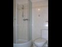 Apartmány Kuzma - afordable A1(2+2), A2(3), SA3(2) Nin - Riviéra Zadar  - Štúdio apartmán - SA3(2): kúpelňa s toaletou
