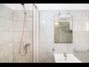 Apartmány Ivan - modern & close to center: A1(4), A2(2+2) Nin - Riviéra Zadar  - Apartmán - A1(4): kúpelňa s toaletou