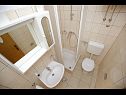 Apartmány Armitage - family friendly: A1(4), A2(4+1), A3(2+1), A4(2+1), A5(2+1) Privlaka - Riviéra Zadar  - Apartmán - A5(2+1): kúpelňa s toaletou