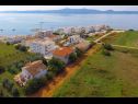 Apartmány Anita - 100 m from the beach: A1(2+2), SA2(2+2), A3(2+2), A4(2+2) Sukošan - Riviéra Zadar  - detail (dom a okolie)