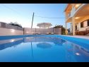 Apartmány Max - luxurious with pool: A1(6+2) Zadar - Riviéra Zadar  - bazén