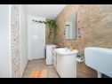Apartmány Jasnica - elegant and comfortable: A1(2+2) Zaton (Zadar) - Riviéra Zadar  - Apartmán - A1(2+2): kúpelňa s toaletou