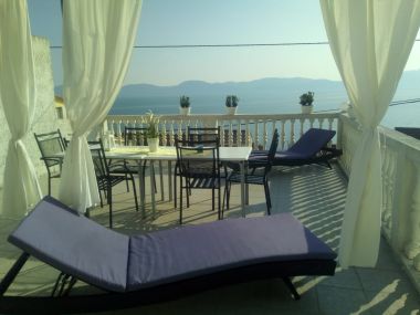 Apartmány Jure - terrace with amazing sea view: A1 Leona (6+2), A2 Ivano (6+2) Brist - Riviéra Makarska 