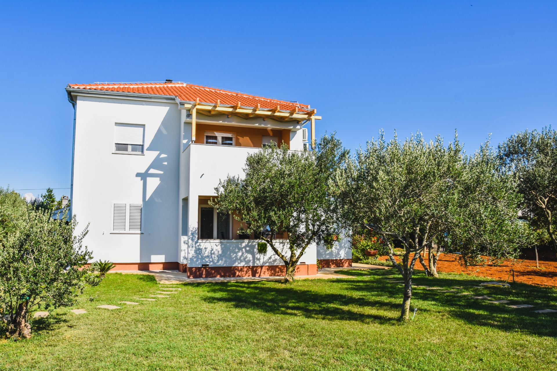 Apartmány FRANE - family apartment A1 prizemlje(4+1), A2 kat(4+1) Zaton (Zadar) - Riviéra Zadar 