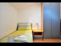 Apartmány Nikola - comfortable: A1(4), A2(4), A3(4) Bol - Ostrov Brač  - Apartmán - A3(4): spálňa
