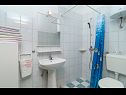 Apartmány Katija - sea view: A1(2+1), A2(4+1) Postira - Ostrov Brač  - Apartmán - A2(4+1): kúpelňa s toaletou
