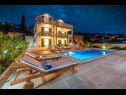 Dovolenkovy dom Villa Gold - private pool & grill: H(12+4) Splitska - Ostrov Brač  - Chorvátsko  - dom