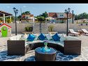 Dovolenkovy dom Ivan - open pool: H(6+4) Supetar - Ostrov Brač  - Chorvátsko  - terasa