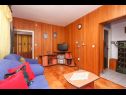 Apartmány Miro - 3 Bedroom apartment: A1(6) Supetar - Ostrov Brač  - Apartmán - A1(6): obývačka