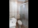 Apartmány Kari A5(4) , SA1(2), SA2(2), SA3(2), SA4(2)  Crikvenica - Riviéra Crikvenica  - Štúdio apartmán - SA1(2): kúpelňa s toaletou