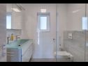 Apartmány Miro SA1(2), SA3(2), A2 Maisonette(2+2), A4(6+2), A5(6+2)  Crikvenica - Riviéra Crikvenica  - Apartmán - A5(6+2) : kúpelňa s toaletou