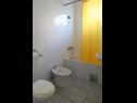 Apartmány Zrinko A1(5)-Mali, A2(5)-Veliki Novi Vinodolski - Riviéra Crikvenica  - Apartmán - A2(5)-Veliki: kúpelňa s toaletou