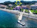 Apartmány Zvone1  - at the water front: A4(2+2), A5(2+2), A6(2+2) Veli Rat - Ostrov Dugi otok  - dom