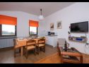 Apartmány Bruno - spacious yard: A1(4+2) Barban - Istria  - Apartmán - A1(4+2): obývačka