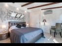 Dovolenkovy dom Regent - exclusive location: H(4+2) Rovinj - Istria  - Chorvátsko  - H(4+2): spálňa