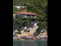 Apartmány Robert - 5m from the sea: A1(2+1), A2(4+2) Brna - Ostrov Korčula  - dom