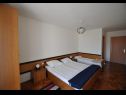 Apartmány Pava SA1 (2), SA2 (2) Vrbnik - Ostrov Krk  - Štúdio apartmán - SA2 (2): spálňa