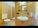 Apartmány Eli - 100 m from sea: A1(4), A2(2) Mali Lošinj - Ostrov Lošinj  - Apartmán - A1(4): kúpelňa s toaletou