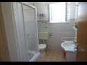 Apartmány Sime - 800 m from sea: A1(2+2), A2(2+2), A3(2+2), A4(4+2) Novalja - Ostrov Pag  - Apartmán - A1(2+2): kúpelňa s toaletou